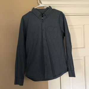 👀American Eagle Classic Fit Button Down